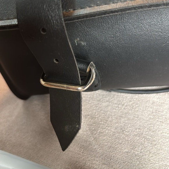 Willie & Max Black Magic Sissy Bar Bag Motorcycle Riding Biker Saddlebag - Picture 8 of 12